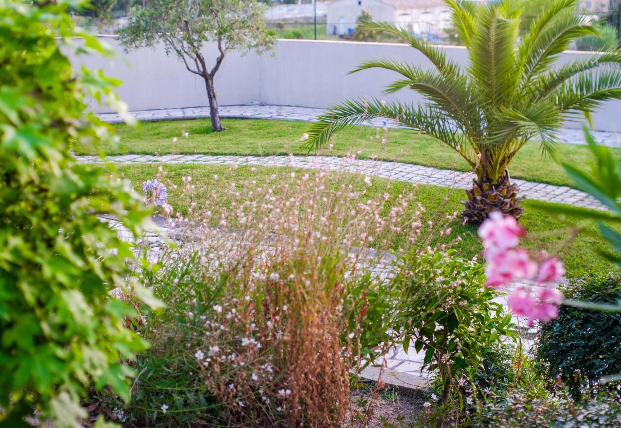 B&B Hotel Villeneuve Loubet Village Exteriér fotografie