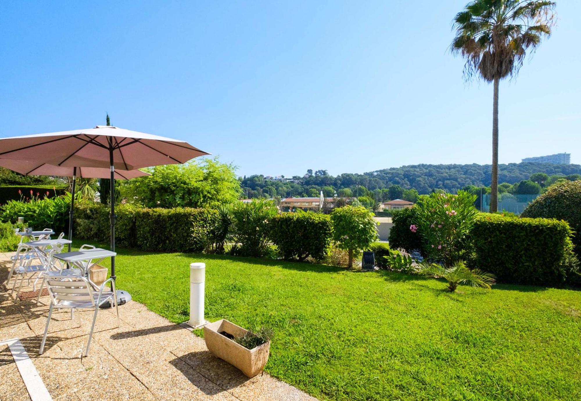 B&B Hotel Villeneuve Loubet Village Exteriér fotografie